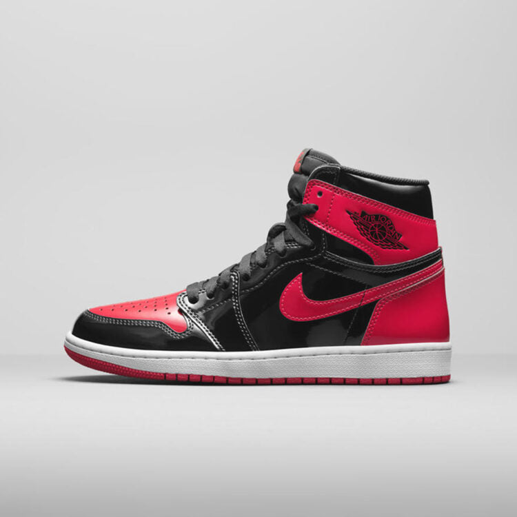 AIR JORDANS RETRO 1 PATENT BRED