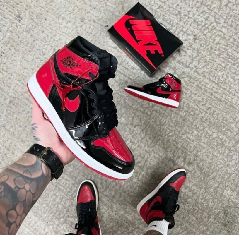 AIR JORDANS RETRO 1 PATENT BRED