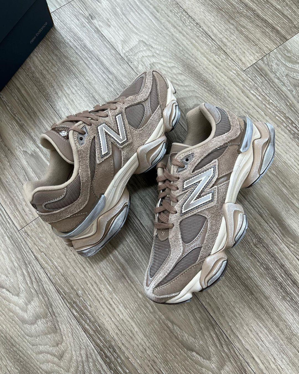 NEW BALANCE 9060 CHOCLATE