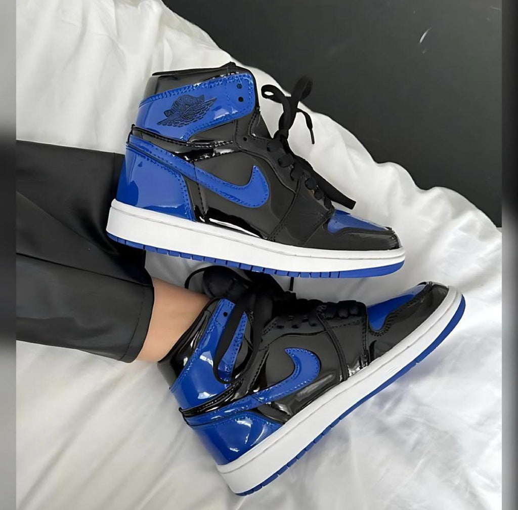 AIR JORDANS RETRO 1 PATENT ROYAL BLUE
