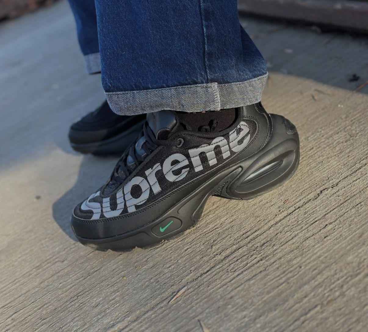 NIKE AIRMAX PORTAL SUPREME BLACK TRAINERS