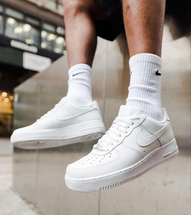 NIKE AIRFORCE 1 WHITE