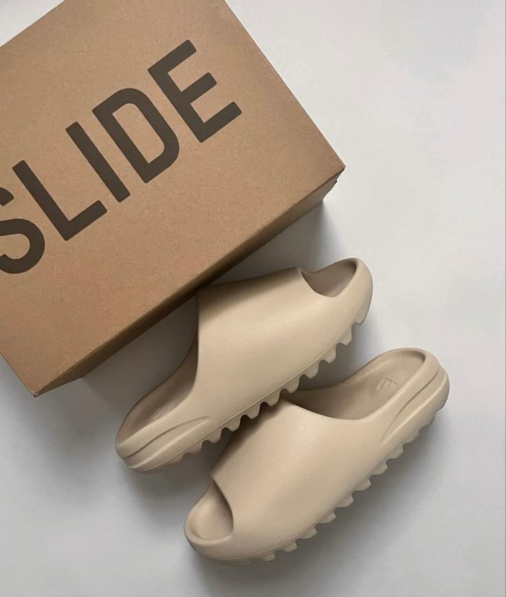 ADIDAS 2024 YZY SLIDES